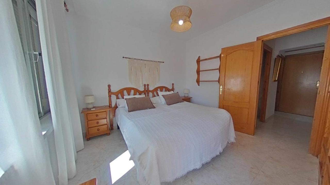 شقة Acogedor En La Carihuela Con Plaza De Garaje Garantizada! Sol Montemar توريمولينوس المظهر الخارجي الصورة